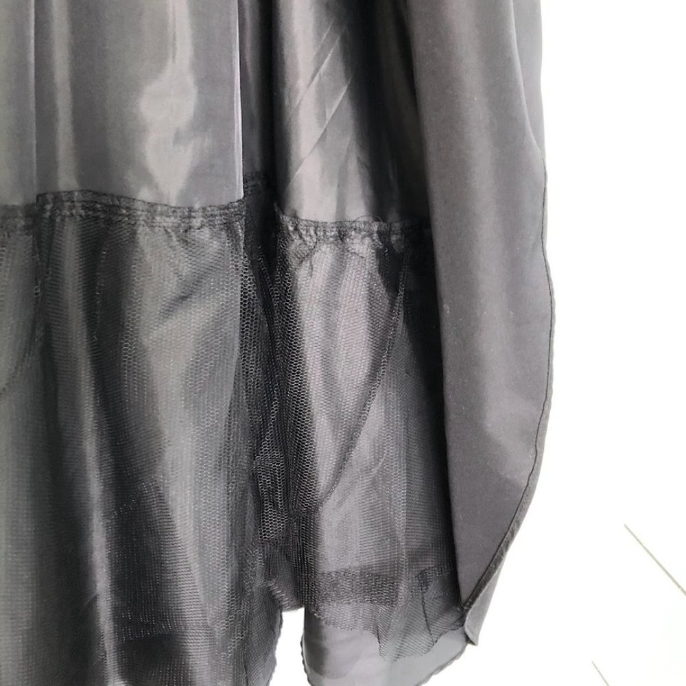 Eliza J Black Taffeta Evening Dress, midi length, size 4 - Picture 5 of 10